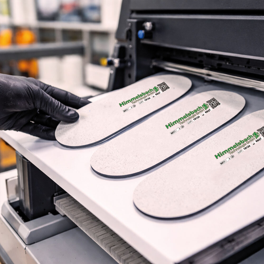Produktion unserer Formdecken mit Logo